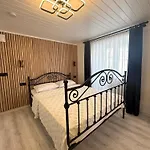 Entire 4-br Historic Greek In Cunda Island Bed and breakfast 3*