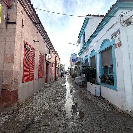 Panzió Entire 4-br Historic Greek In Cunda Island