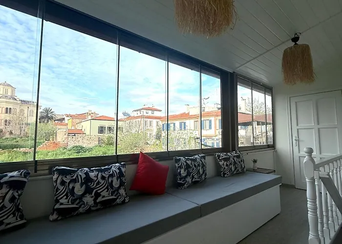 Panzió Entire 4-br Historic Greek In Cunda Island Ayvalı