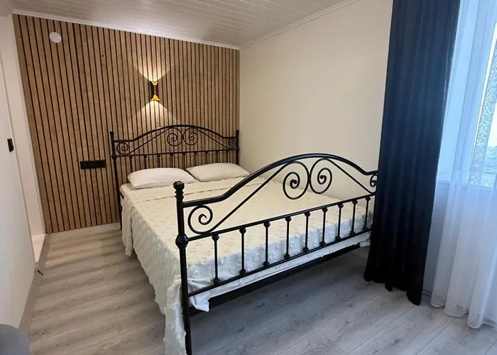 Entire 4-br Historic Greek In Cunda Island Ayvalı