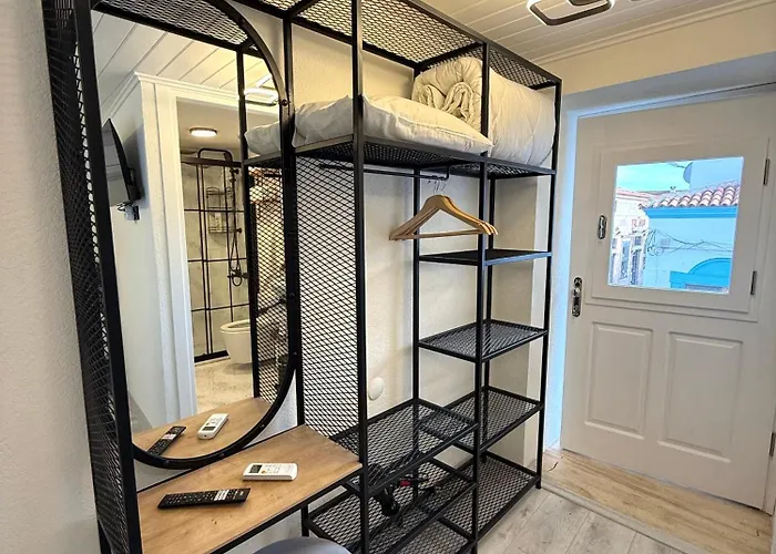 Alojamento de Acomodação e Pequeno-almoço Entire 4-br Historic Greek In Cunda Island Ayvalı